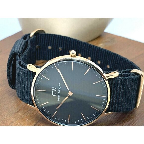 Daniel Wellington Women's Watch Quartz Rose Gold 36mm Black Dial Nylon Strap - Picture 7 of 13